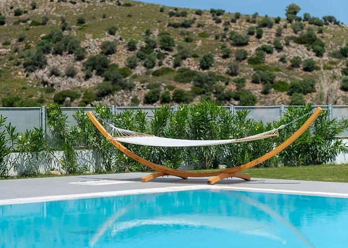 Miniera فيلة Linopotis