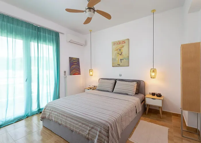 Miniera فيلة Linopotis